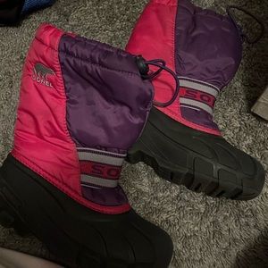 Kids Sorel size 13